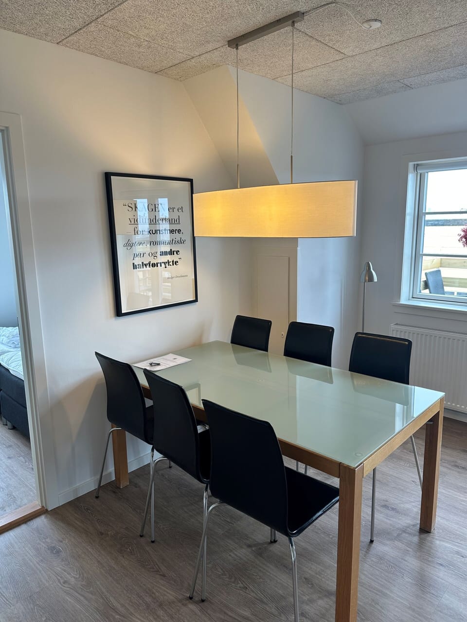Apartment, 3 Bedrooms | Living area | 18-inch flat-screen TV with cable channels
