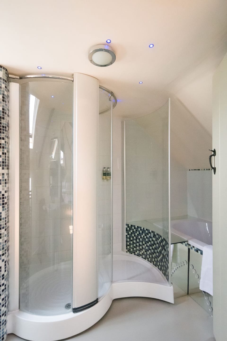 Superior Suite, Ensuite (Jasmine - King ) | Bathroom