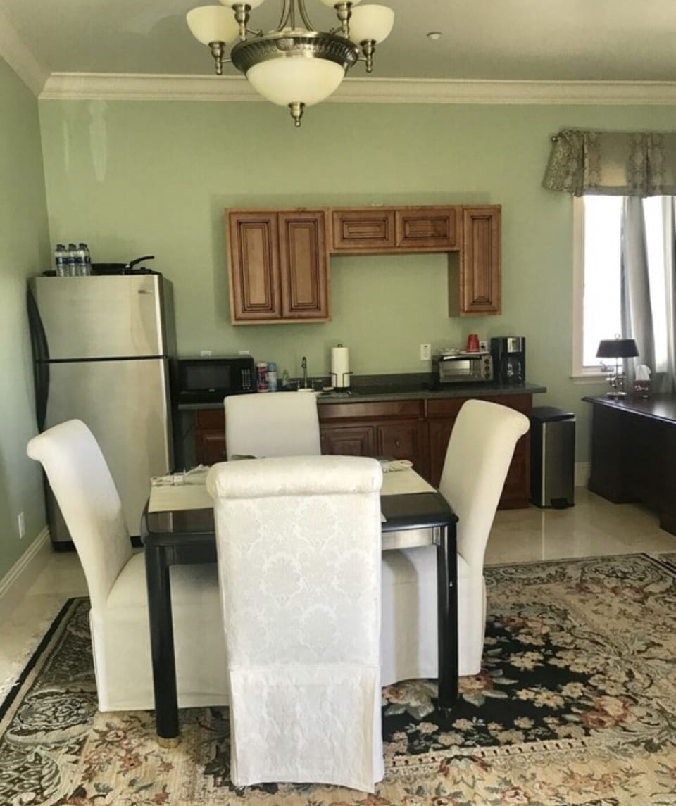 Dining & Kitchen area  