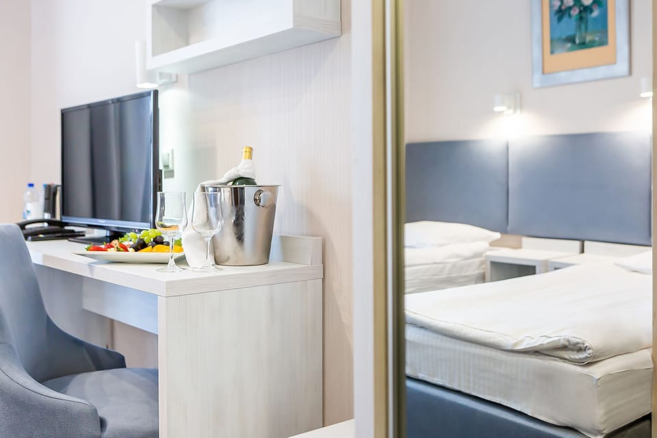 Standard Twin Room | Premium bedding, in-room safe, desk, blackout drapes