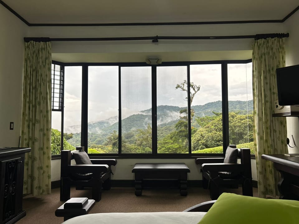 Mountain Suite, 1 King Bed | Premium bedding, down comforters, in-room safe, WiFi