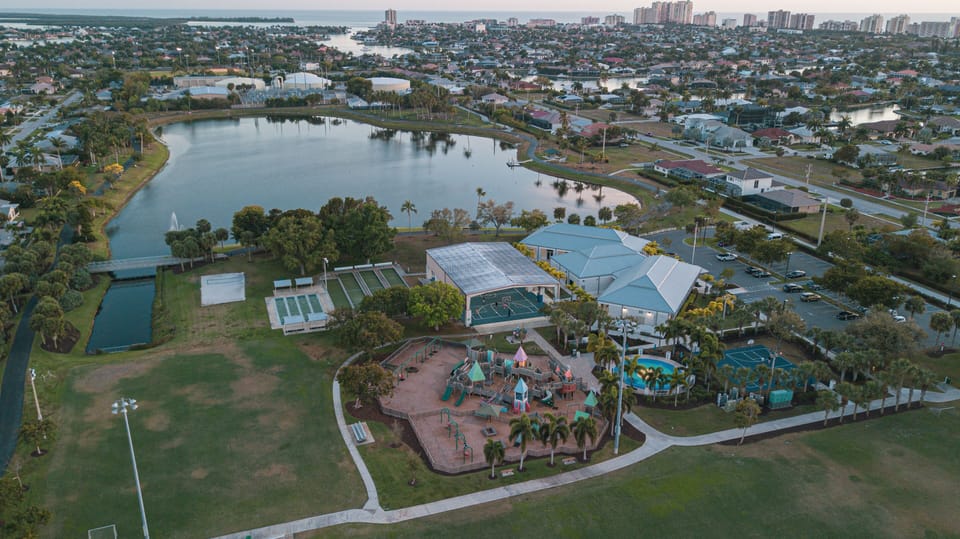 Located within walking/biking distance to Mackle Park