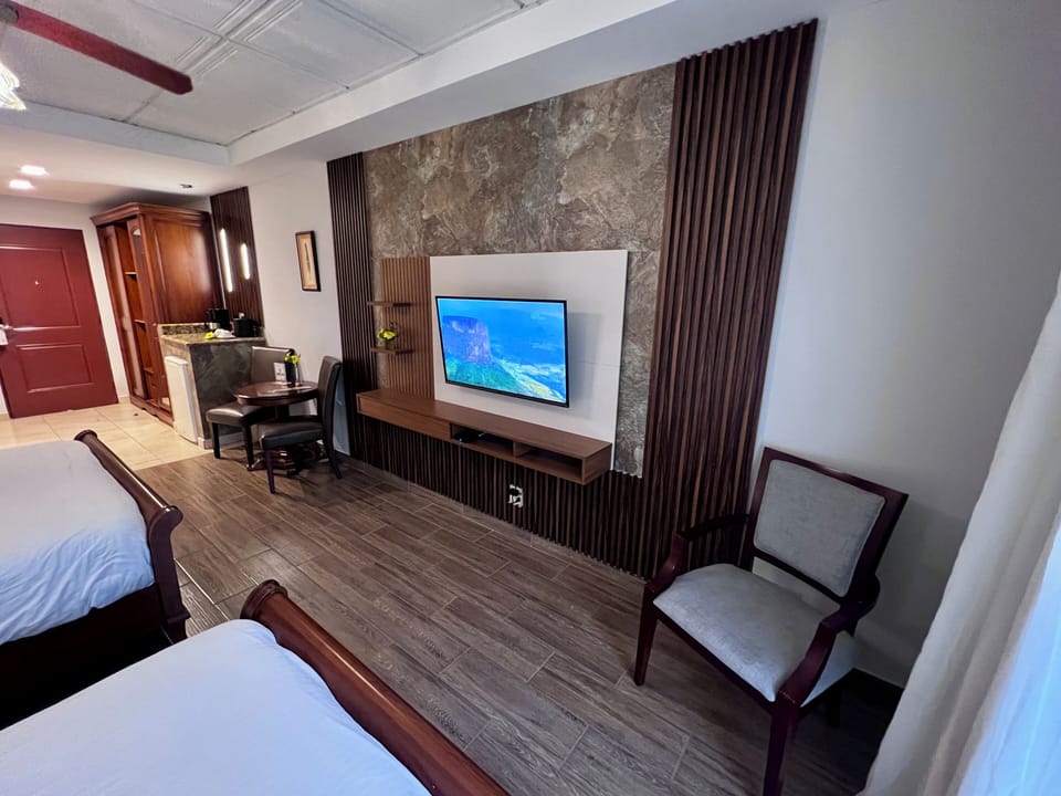 Premium bedding, pillowtop beds, minibar, in-room safe