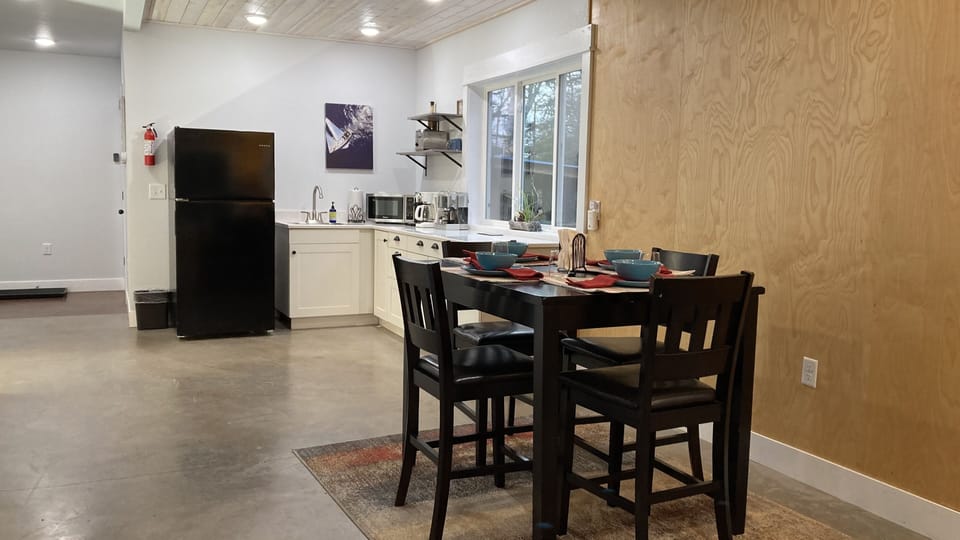 1st floor kitchenette