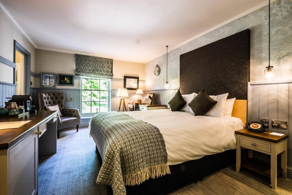 Free minibar items, in-room safe, desk, iron/ironing board