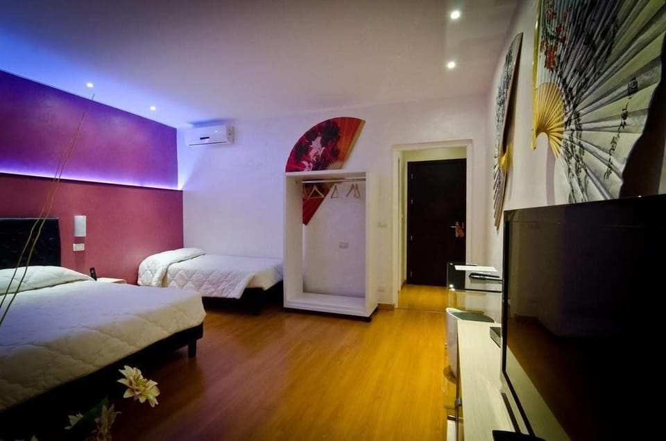 Egyptian cotton sheets, soundproofing, cribs/infant beds, free WiFi