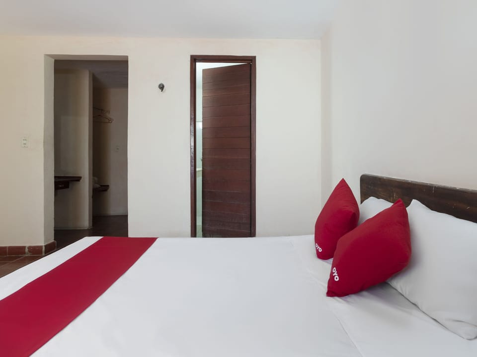 Standard Room | WiFi (free), bed sheets