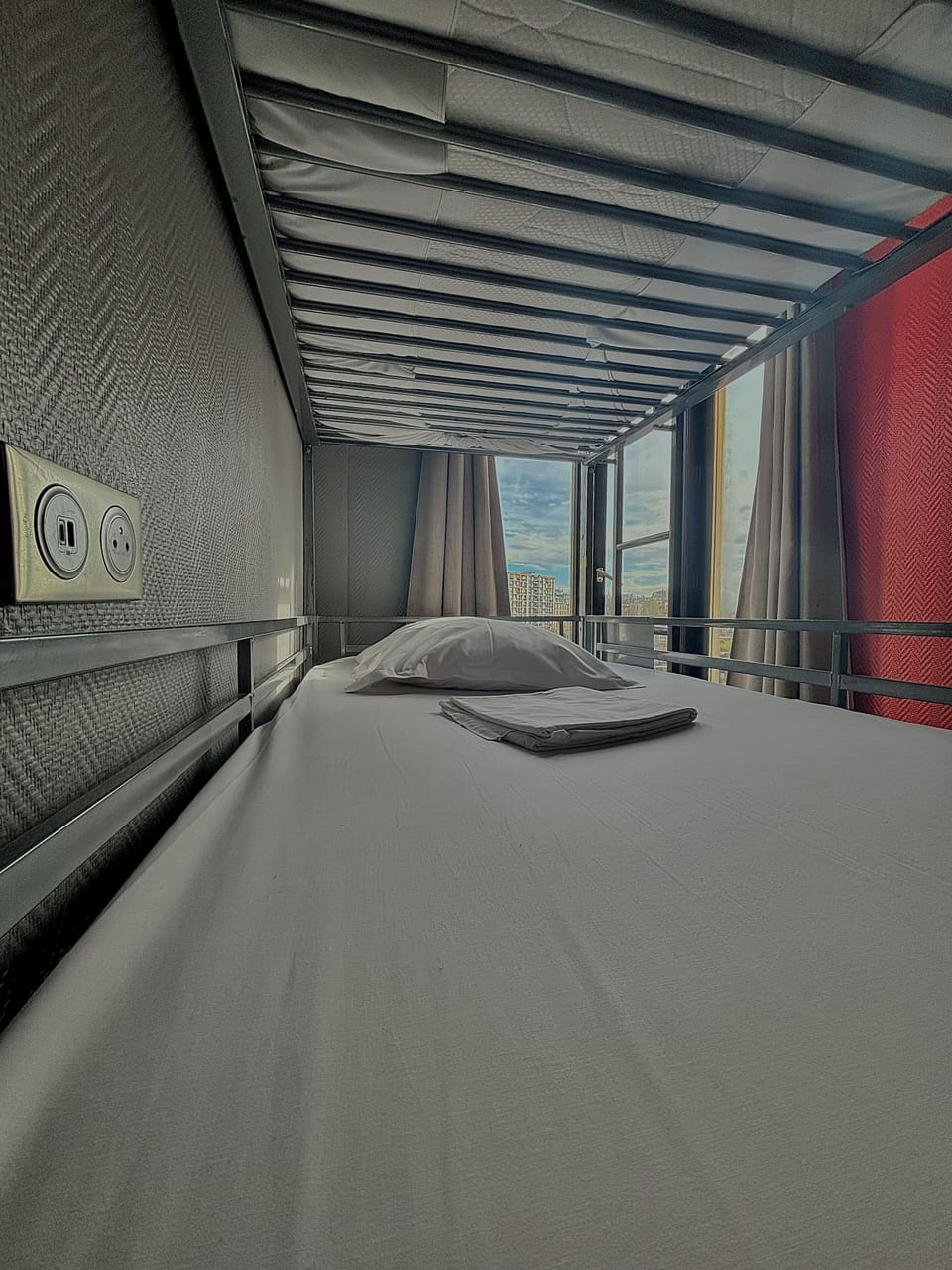 Economy room, female dormitory | Memory foam beds, in-room safe, free WiFi, bed sheets