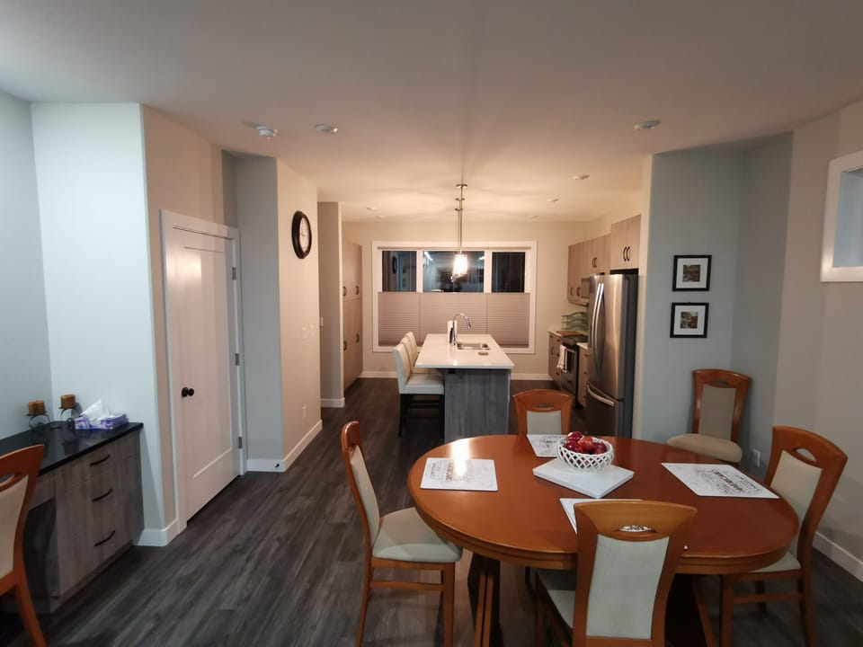main level desk, dining, and kitchen