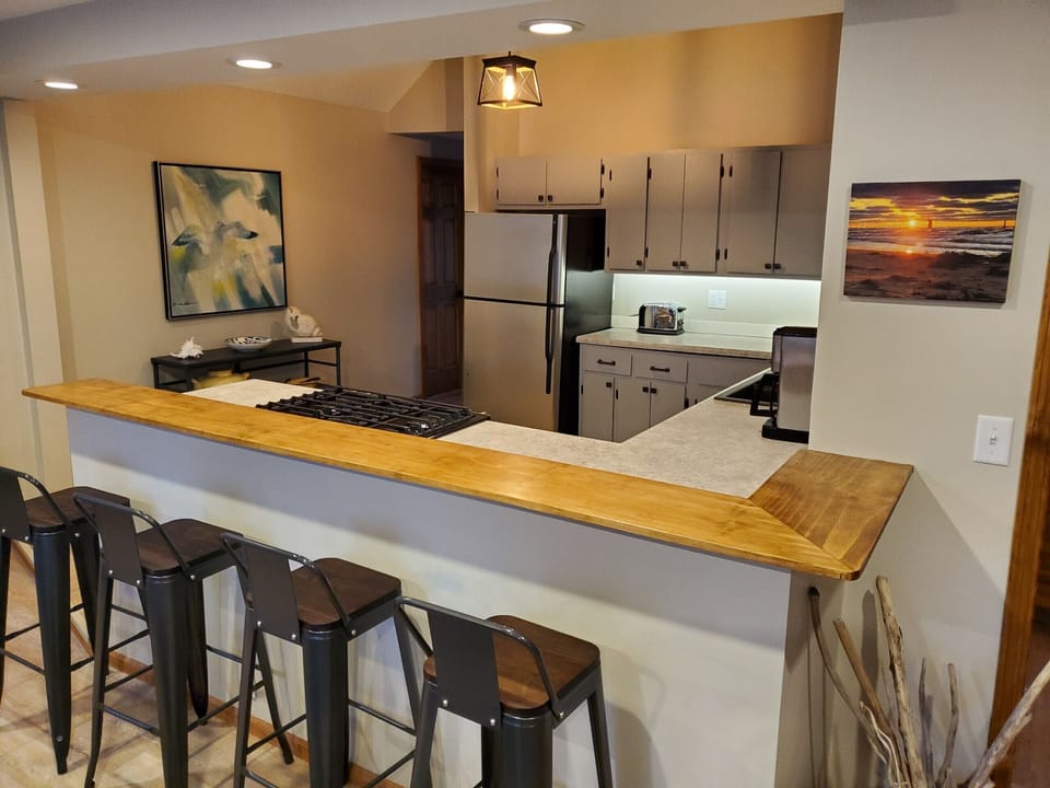 Extra seating at the counter 