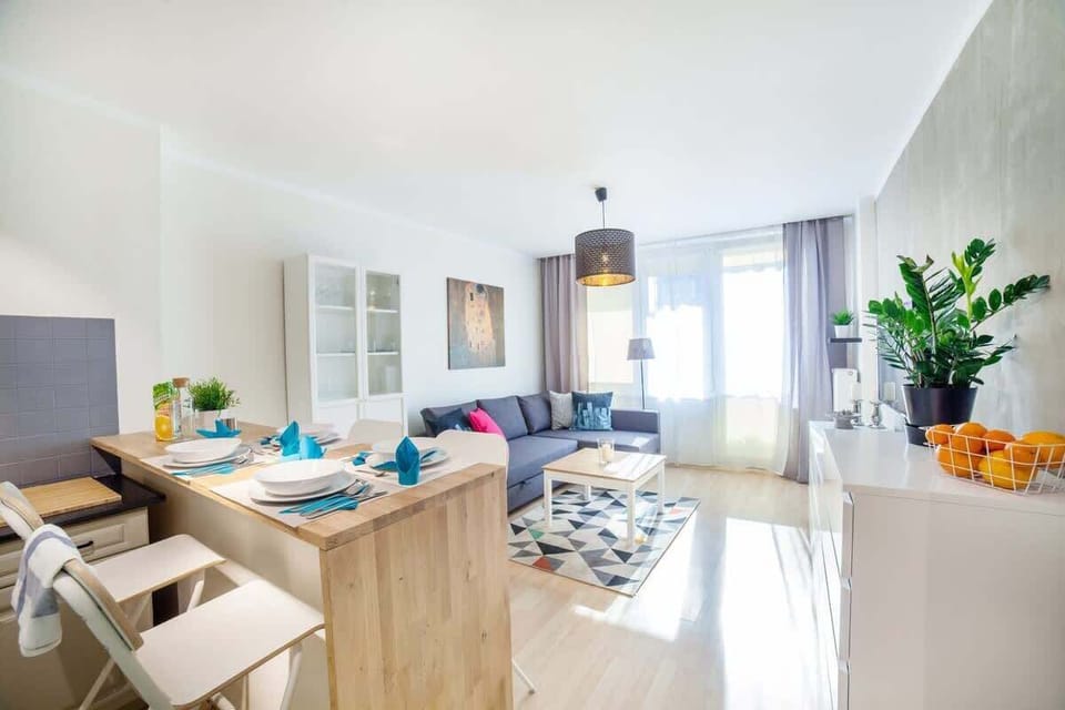 Unwind on the comfortable sofa that can be converted into double bed.