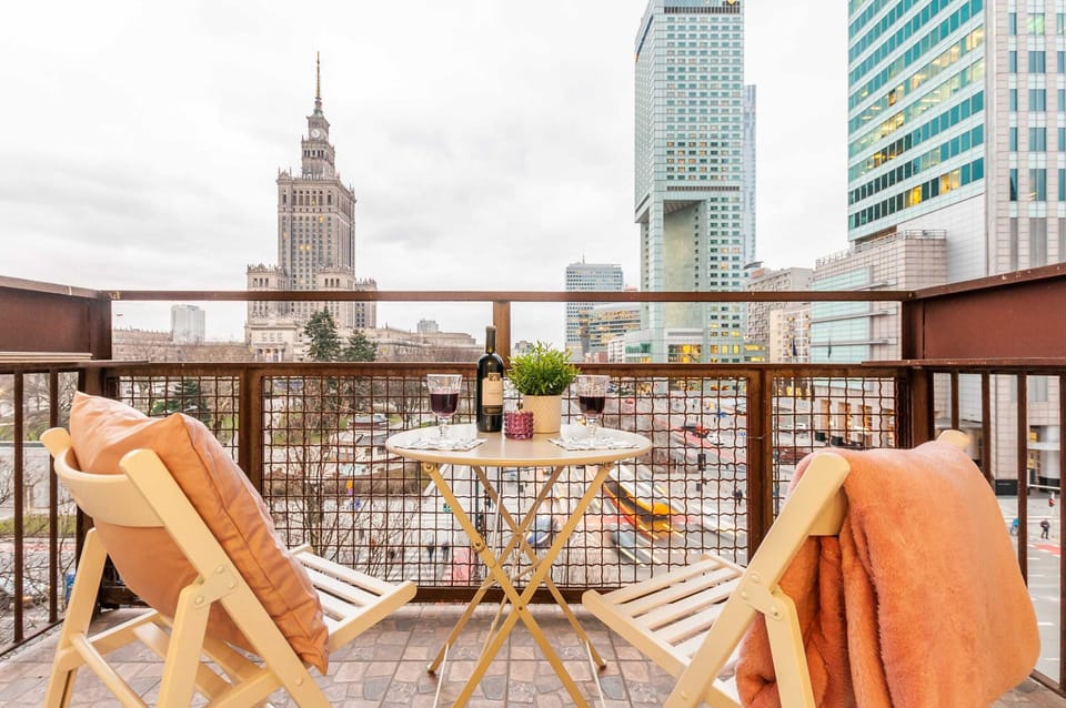 Furnished balcony with an incredible view of the city with the Palace of Culture and Science.
