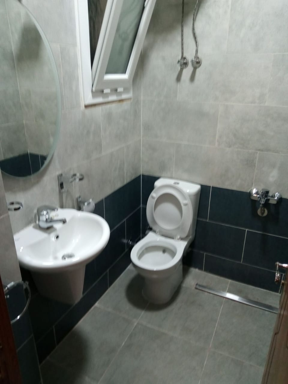 Separate tub and shower, free toiletries, hair dryer, slippers