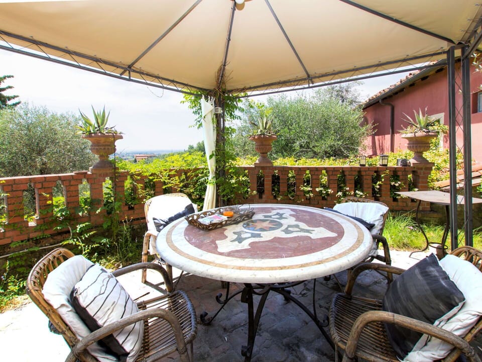 Property, Real Estate, Patio, Building, House, Home, Backyard, Outdoor Table, Resort, Room