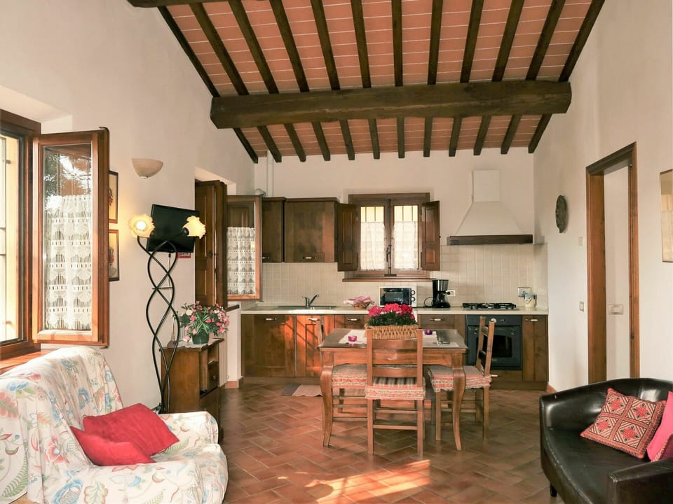 Table, Furniture, Picture Frame, Property, Window, Couch, Wood, Houseplant, Chair, Building