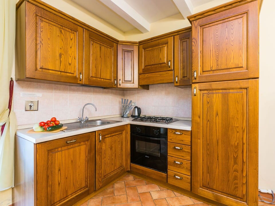 Cabinetry, Countertop, Property, Sink, Tap, Building, Furniture, Kitchen Sink, Drawer, Kitchen