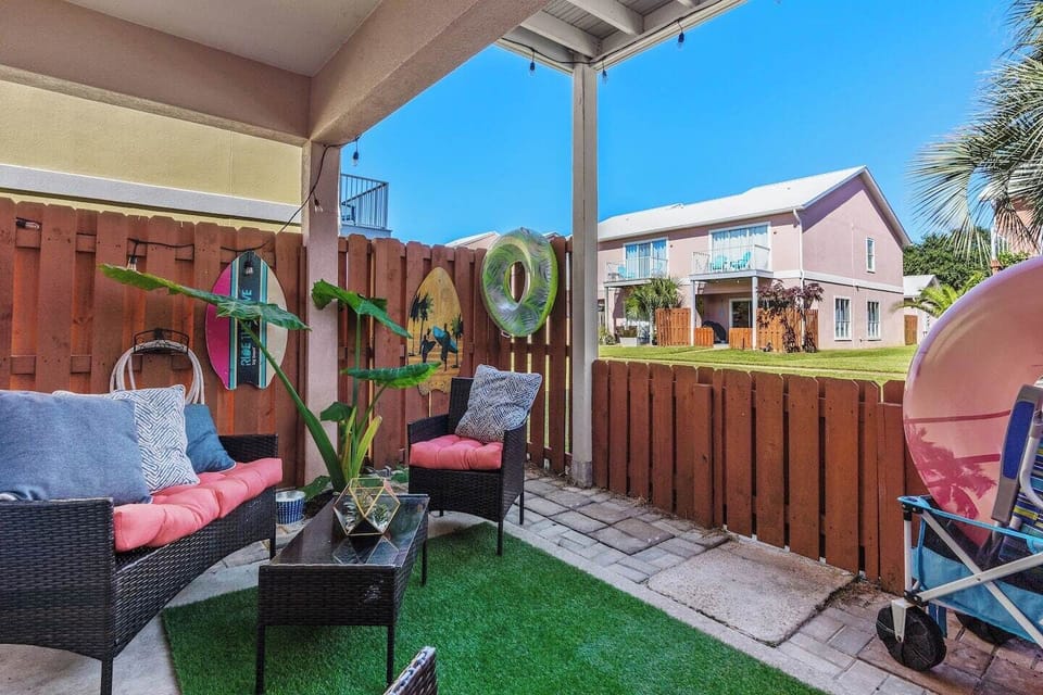 Stroll out your back door to the community pool and cool off under the sun!