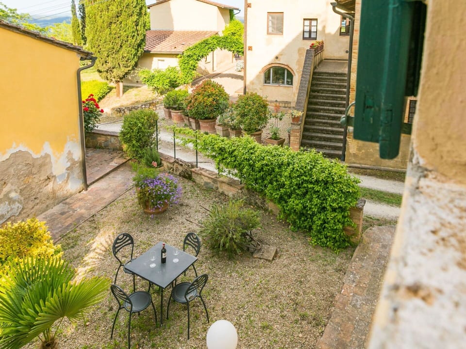 Plant, Building, Window, Table, Tree, Vegetation, Urban Design, Grass, Land Lot, Yellow