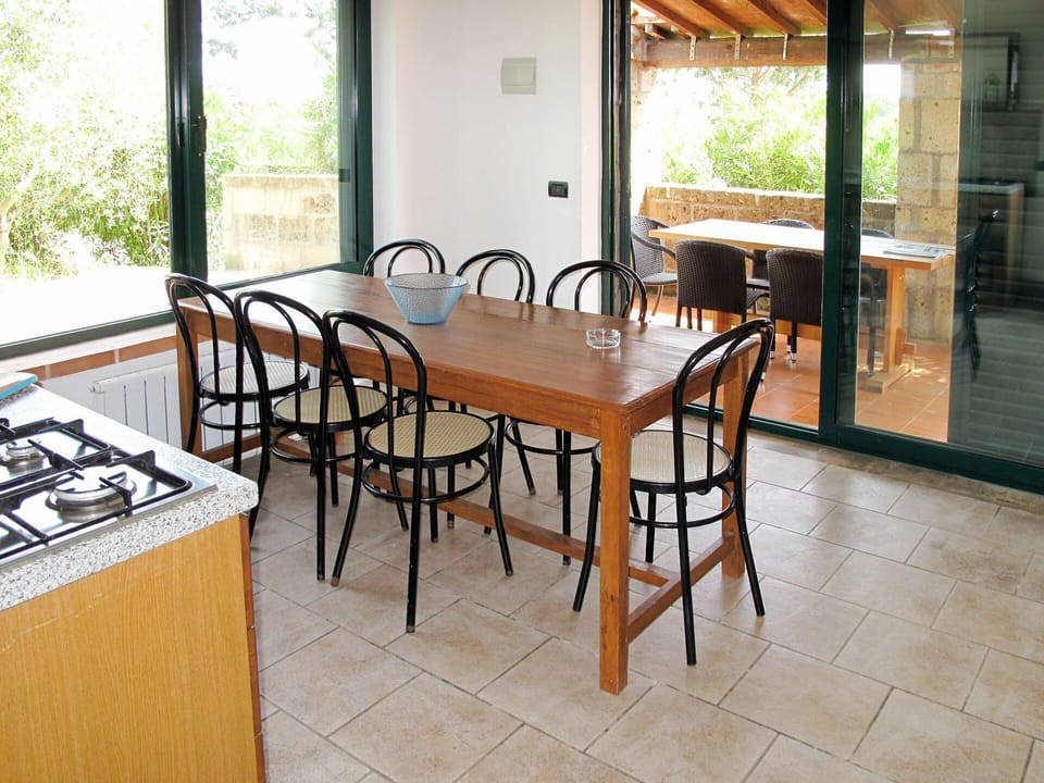 Property, Room, Table, Furniture, Floor, Tile, Building, Real Estate, Flooring, Kitchen & Dining Room Table