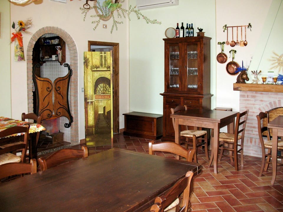 Room, Furniture, Property, Interior Design, Building, House, Table, Dining Room, Antique, Floor