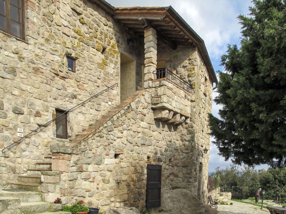 Wall, Property, Medieval Architecture, Building, Stone Wall, Ruins, Architecture, History, House, Tree