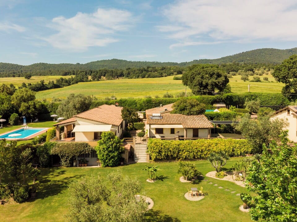 Grassland, Land Lot, Rural Area, Estate, Lawn, Farmhouse, Garden, Meadow, Pasture, Plantation