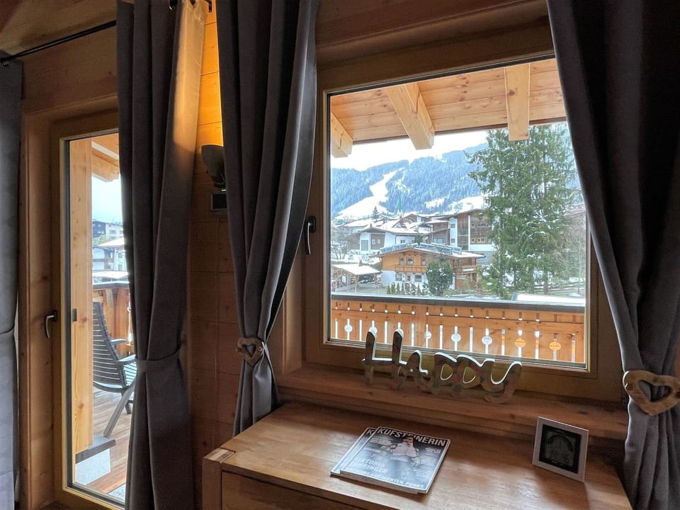 Building, Property, Window, Wood, Shade, Interior Design, Curtain, Living Room, Tree