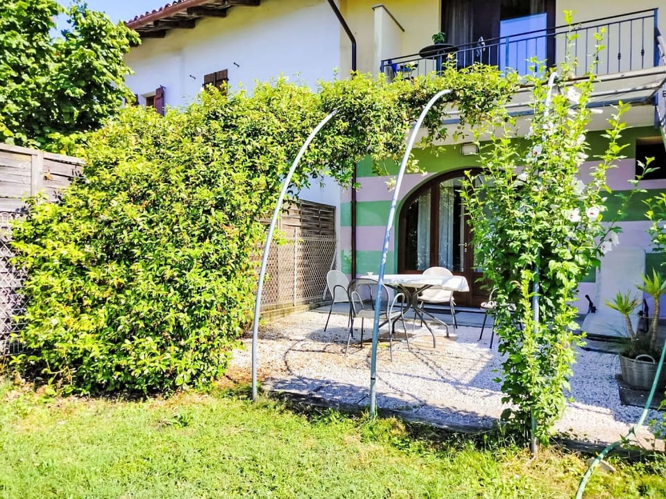 Plant, Property, Window, Building, Shade, Land Lot, Vegetation, Grass, Cottage, Landscape