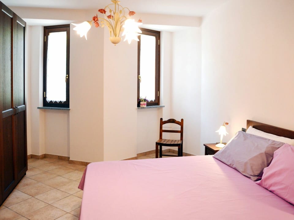 Bedroom, Room, Bed, Furniture, Property, Bed Sheet, Bed Frame, Interior Design, Floor, Ceiling