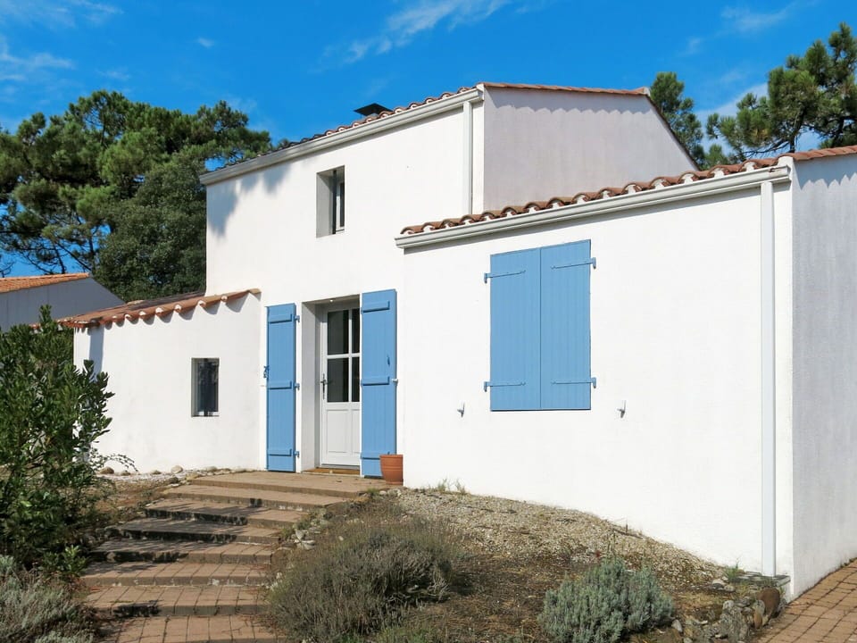 Property, House, Blue, Building, Home, Real Estate, Wall, Facade, Architecture, Residential Area