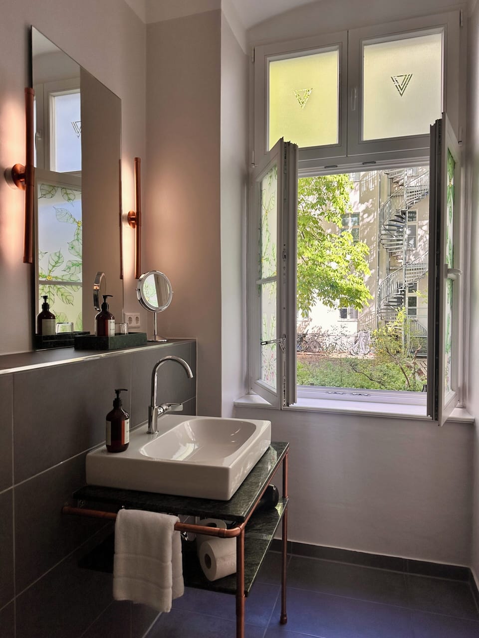 Basic Studio | Bathroom | Designer toiletries, hair dryer, towels, soap