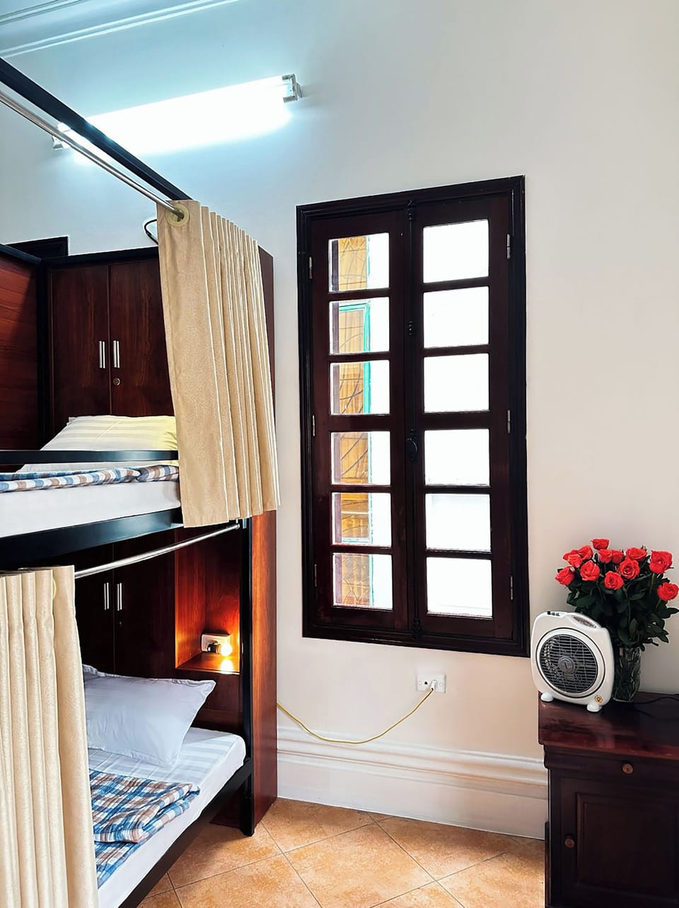 Female Dormitory Room (Bed in 8-bed) | Minibar, in-room safe, individually furnished, soundproofing