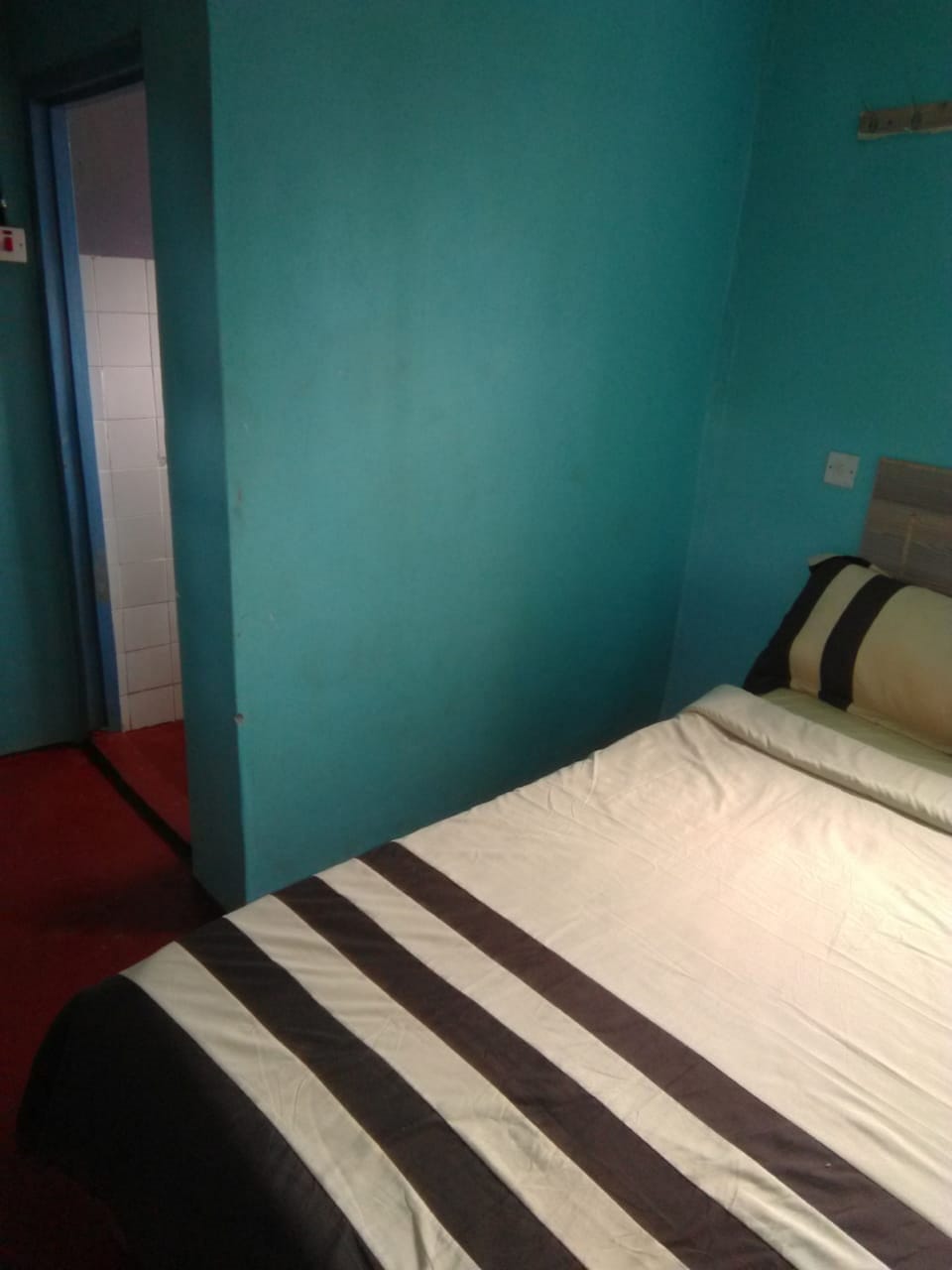 Double Room | Iron/ironing board, free WiFi, bed sheets