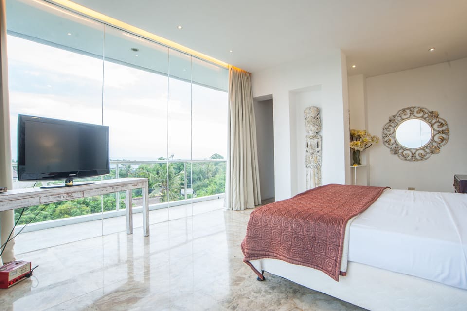 Penthouse, 2 Bedrooms | Premium bedding, minibar, in-room safe, rollaway beds