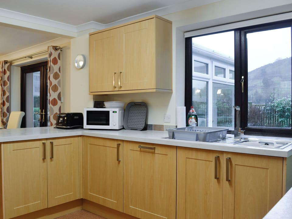Kitchen | Hoot House, Abergynolwyn, near Tywyn
