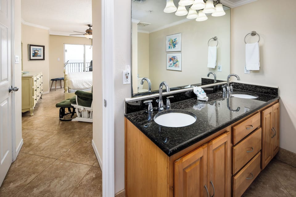 Condo | Interior