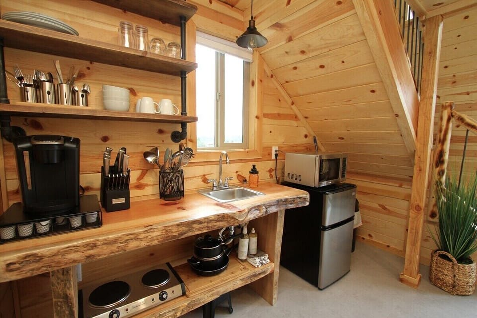 Your treetop cabin will come with a kitchenette to prepare meals 