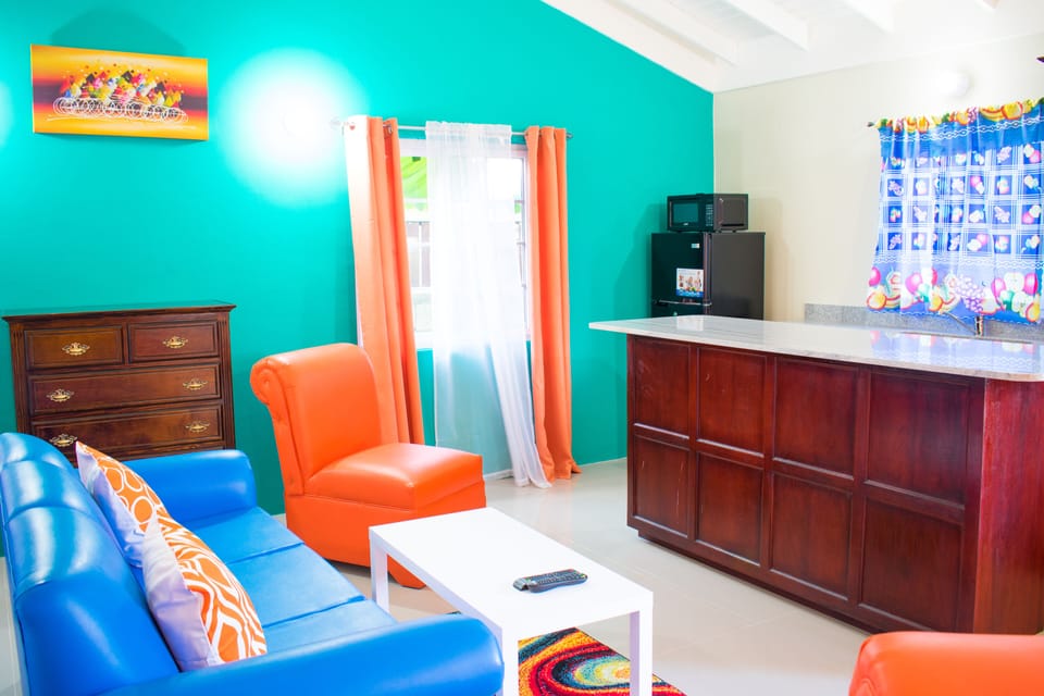 Exclusive Studio Suite, 1 Bedroom, Garden View, Ground Floor | Egyptian cotton sheets, premium bedding, pillowtop beds