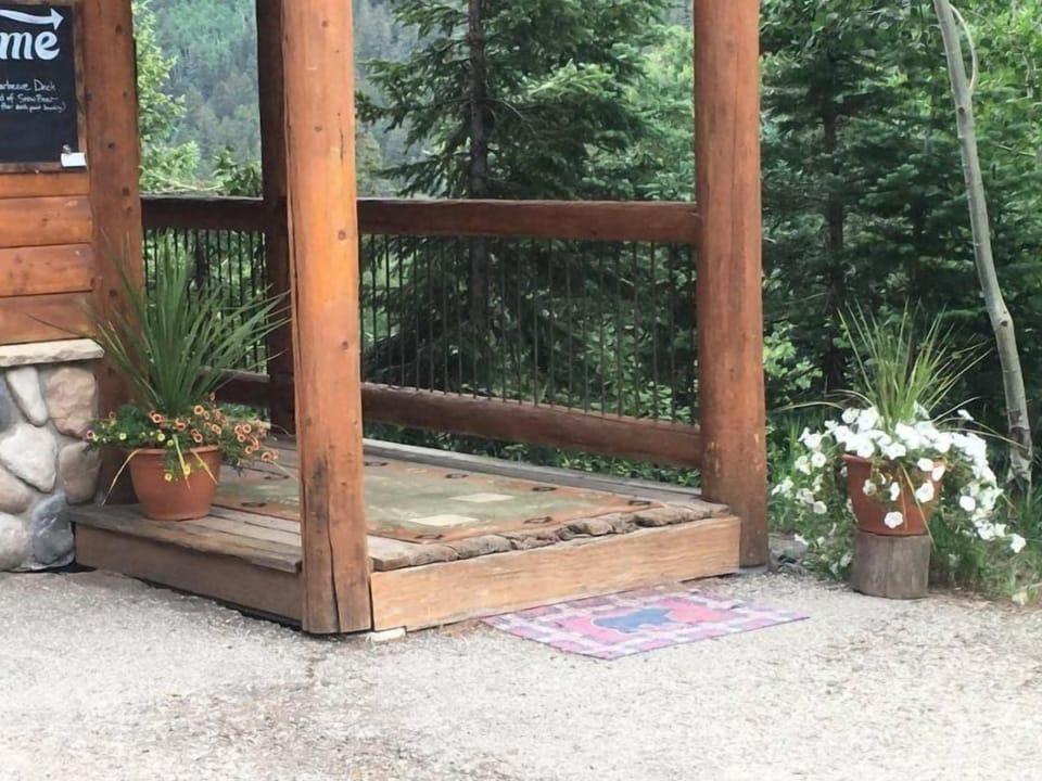 Entryway in Summer