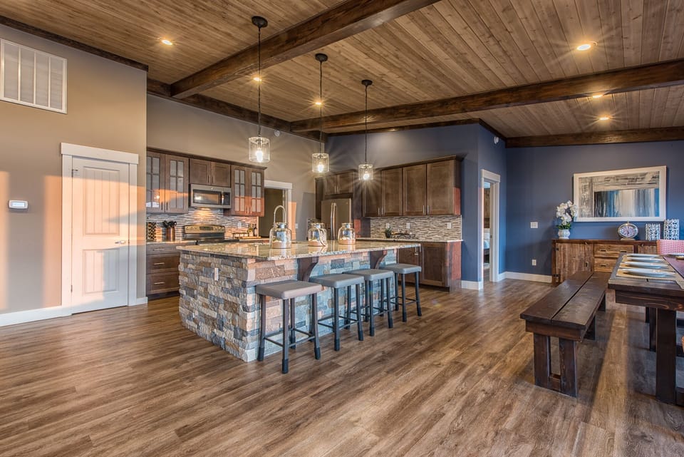 House (3 Bedrooms) | Private kitchen | Toaster, blender, mixer, spices