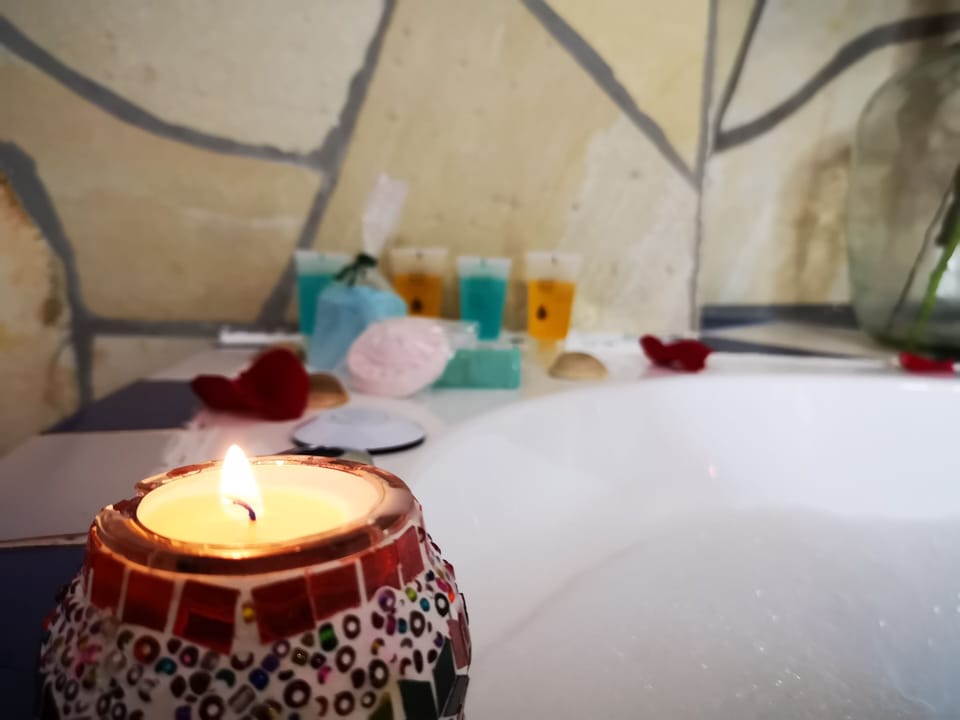 Jetted tub