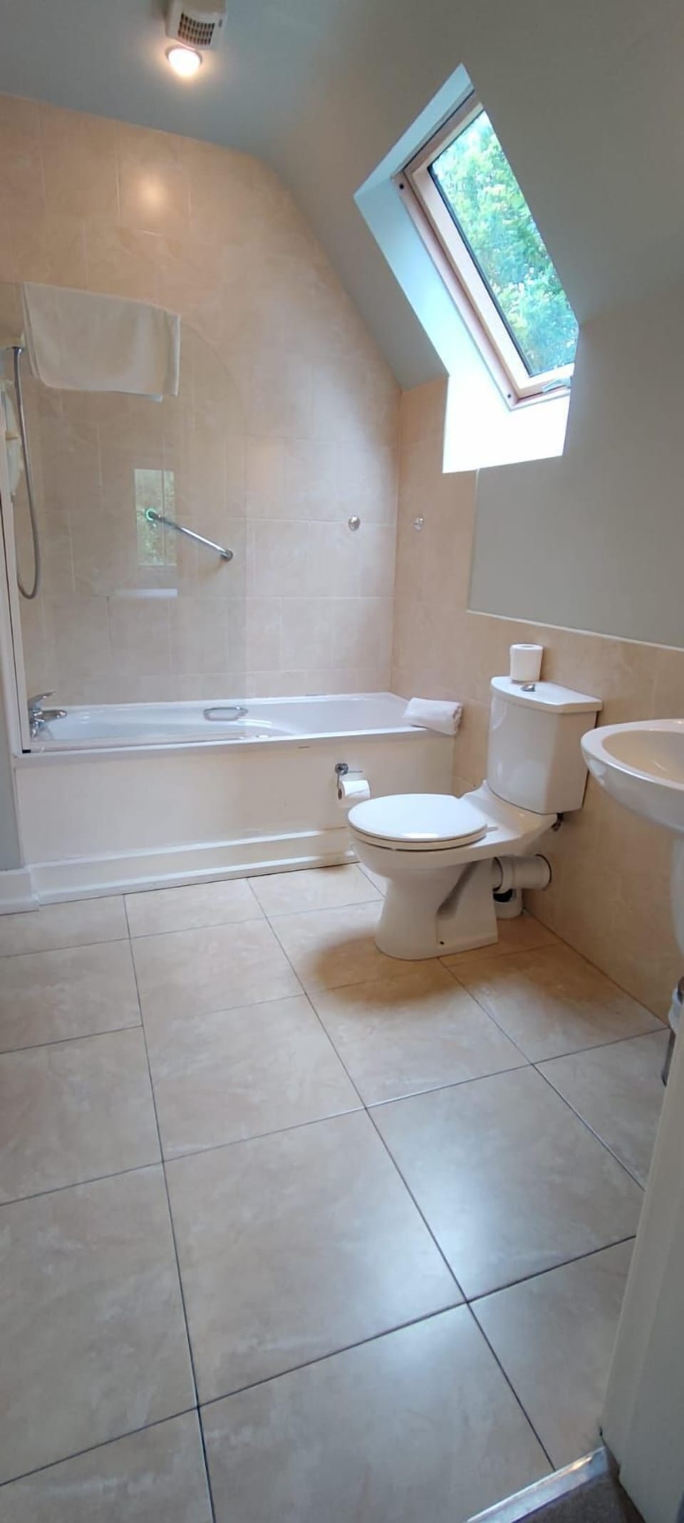 Dunkerron Woods 4 Bedroom 4010 Cottage in County Kerry