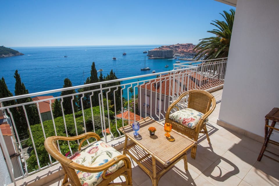 Comfort Apartment, Sea View | Balcony