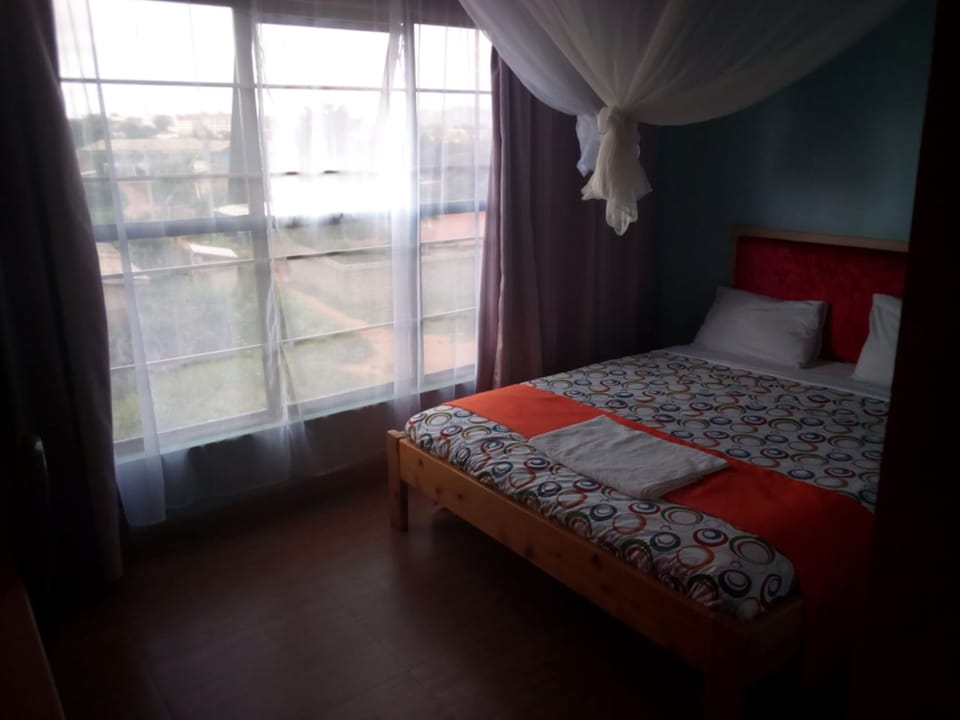 Standard Room | Desk, blackout drapes, free WiFi, bed sheets