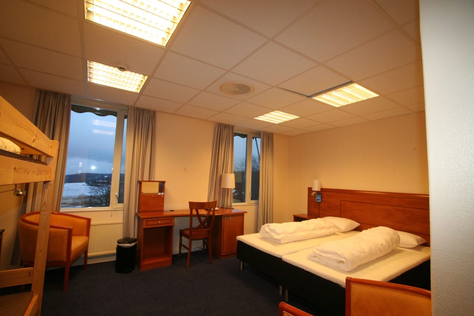 Family Room | Pillowtop beds, free WiFi, wheelchair access