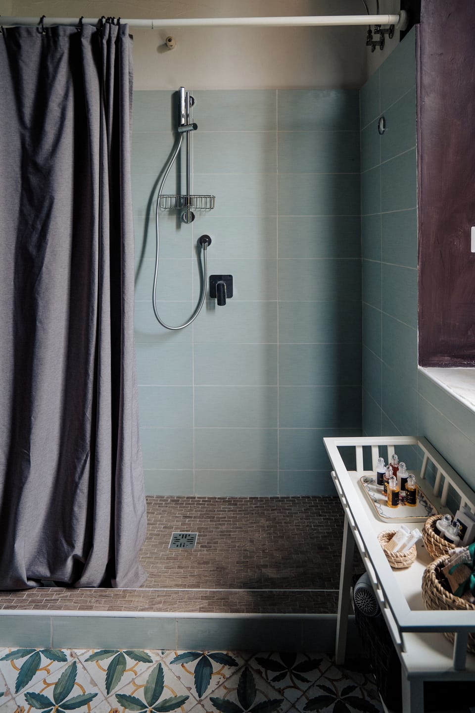 Deluxe Quadruple Room, Balcony, Sea View | Bathroom | Shower, rainfall showerhead, free toiletries, hair dryer