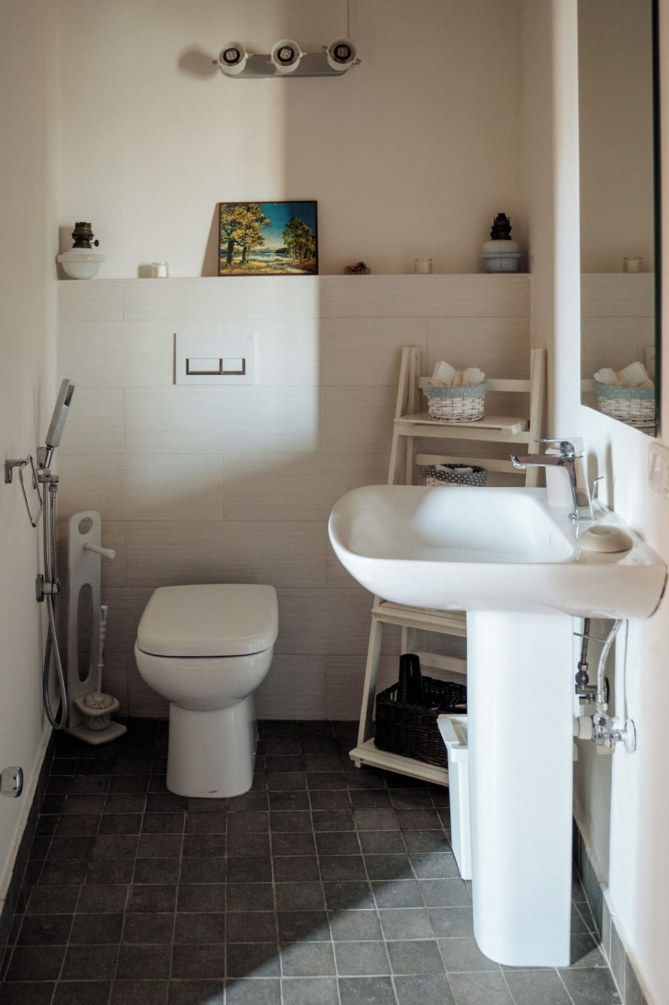 Deluxe Double or Twin Room, Garden View, Garden Area | Bathroom | Shower, rainfall showerhead, free toiletries, hair dryer