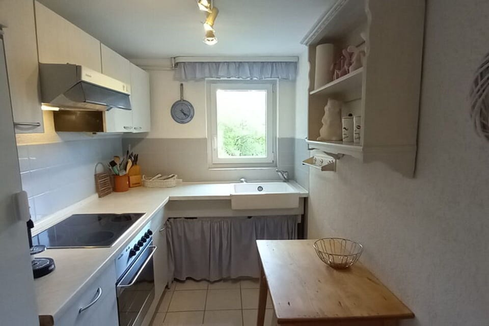Apartment | Private kitchen | Highchair