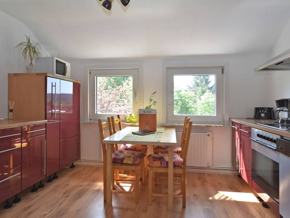Apartment | Dining
