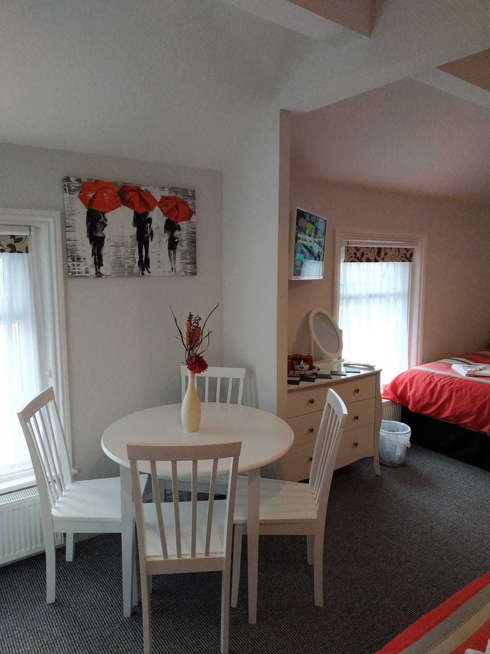 Family Studio Suite (2 Double Beds and 1 Single Bed) | Individually decorated, individually furnished, desk, blackout drapes